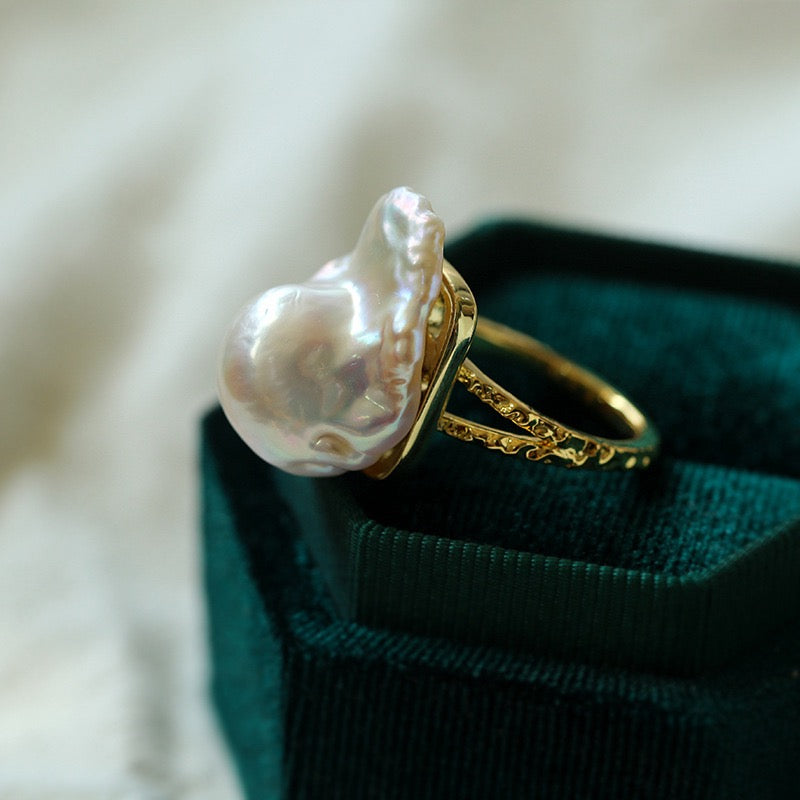 Natural Baroque Pearl Ring