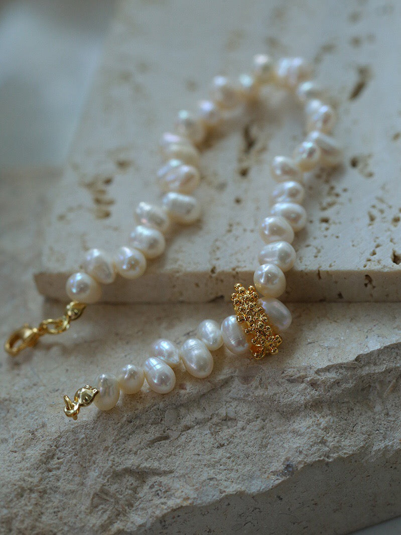 Aurora irregular pearl bracelet