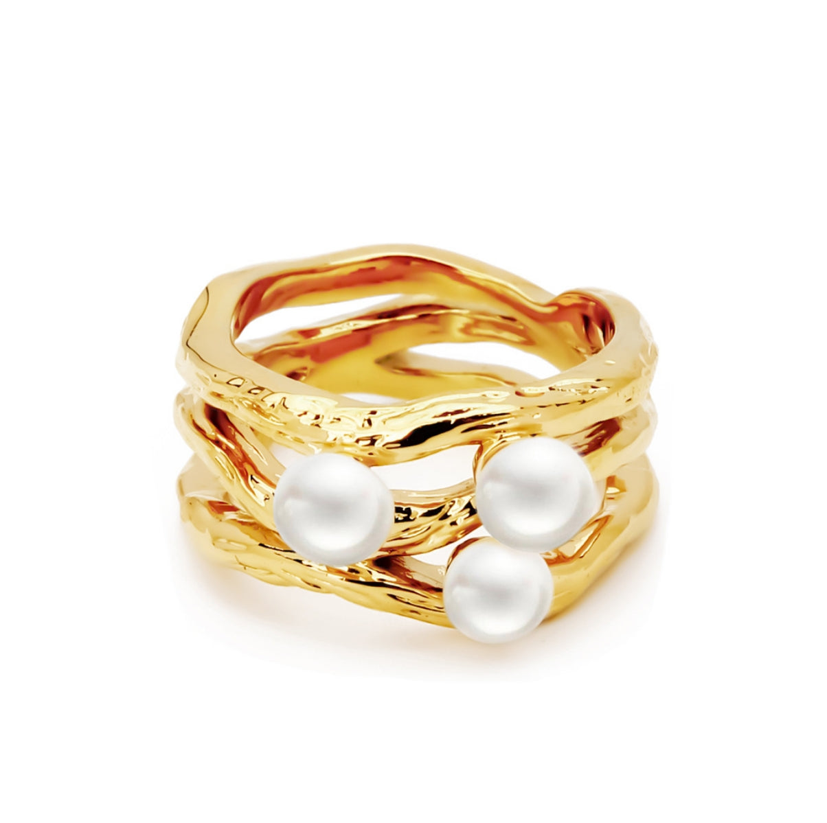 Pearl hollowed-out ring