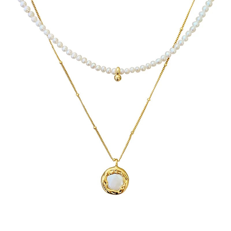 Minimalist Baroque Button Pearl Necklace