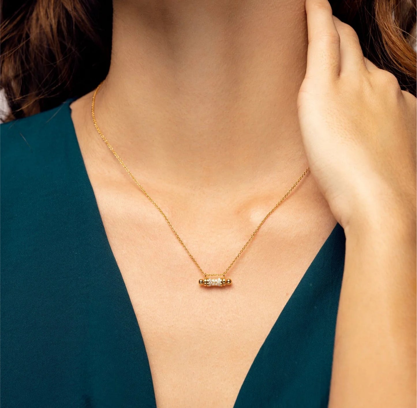 18k gold plated barrel set zirconia necklace