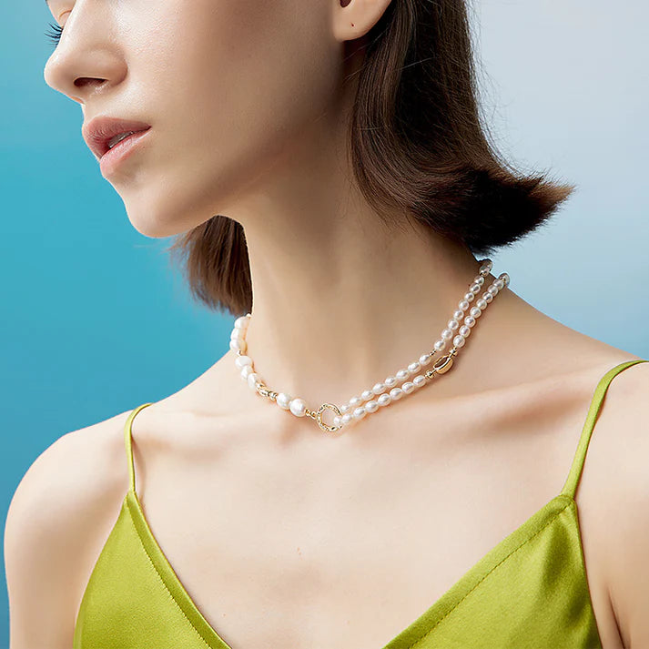 Multifunctional pearl necklace